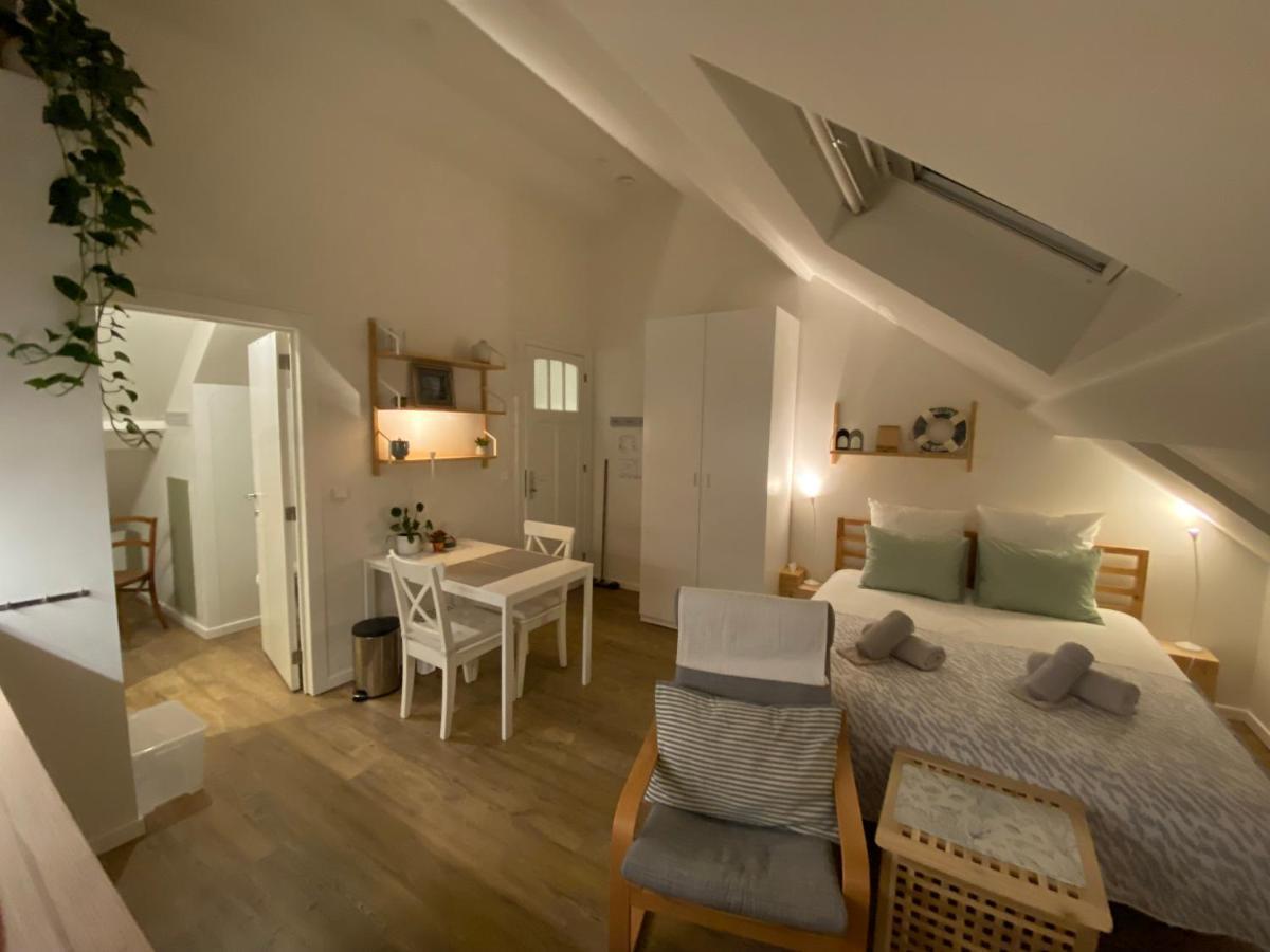Logies-M Comfort Studios Inc Bikes B&B Ostend Exterior photo